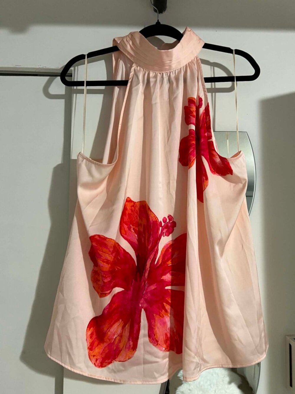 Silky, flowy, floral sleeveless blouse, XL